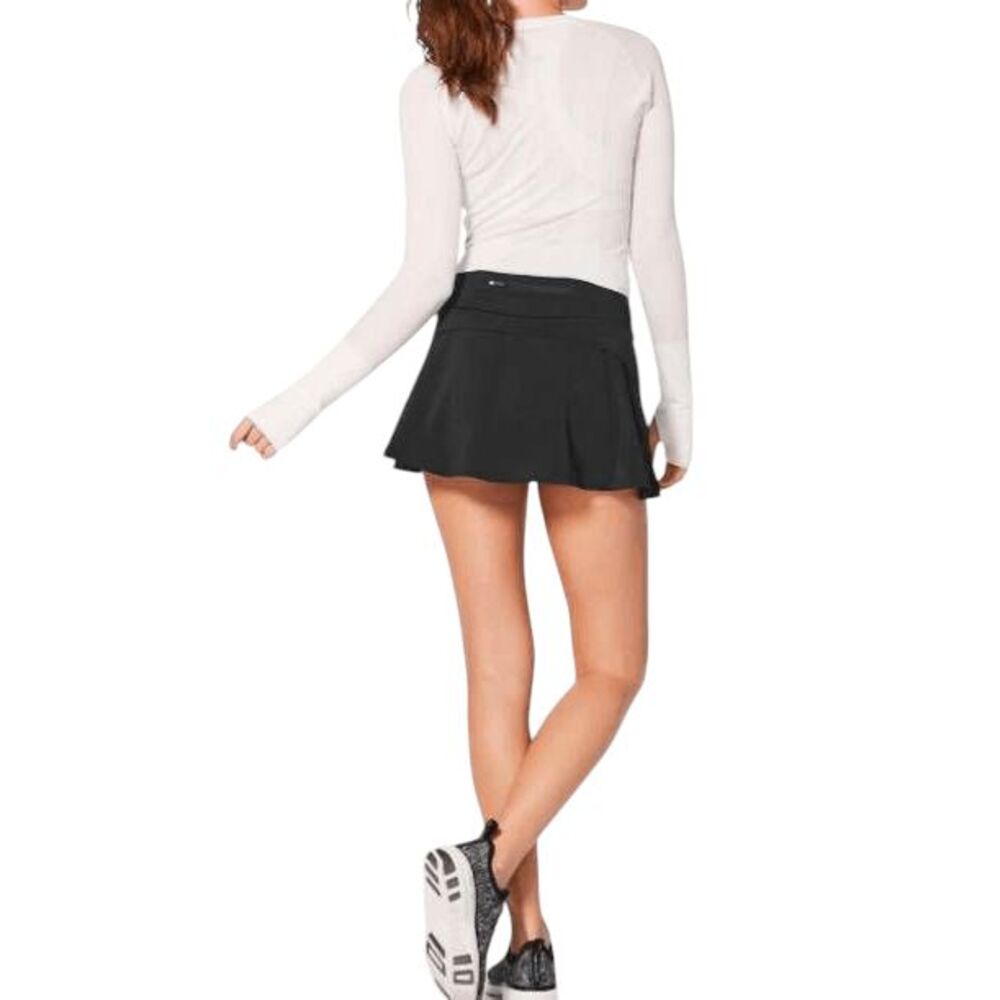 LULULEMON ATHLETICA Play Off The Pleats Skirt 13' Size 6